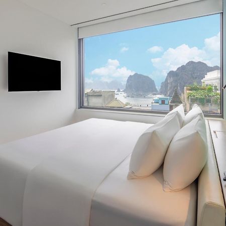 Tru By Hilton Ha Long Hon Gai Centre Hotel Екстериор снимка
