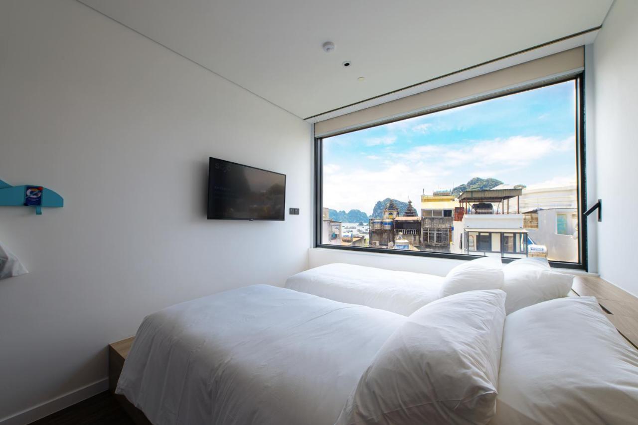 Tru By Hilton Ha Long Hon Gai Centre Hotel Екстериор снимка