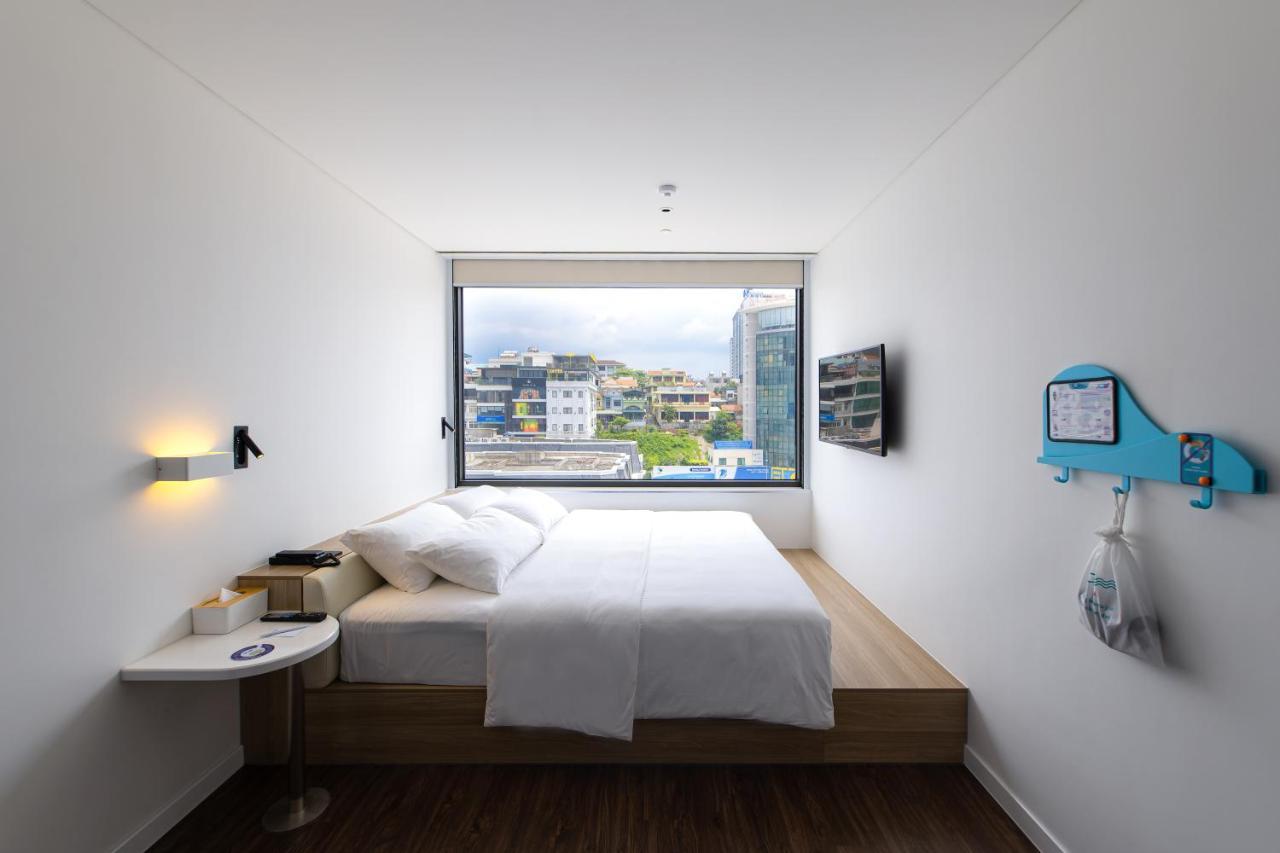 Tru By Hilton Ha Long Hon Gai Centre Hotel Екстериор снимка