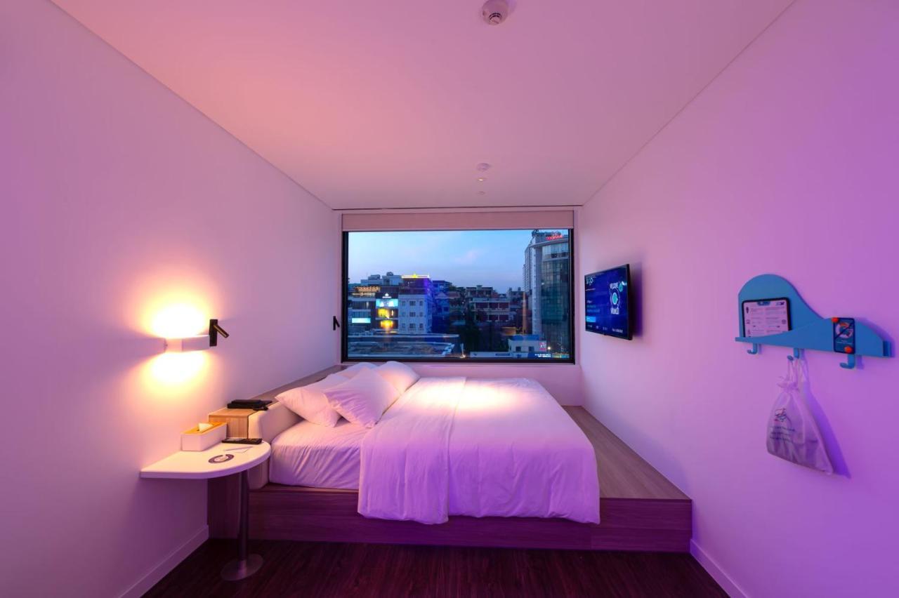 Tru By Hilton Ha Long Hon Gai Centre Hotel Екстериор снимка