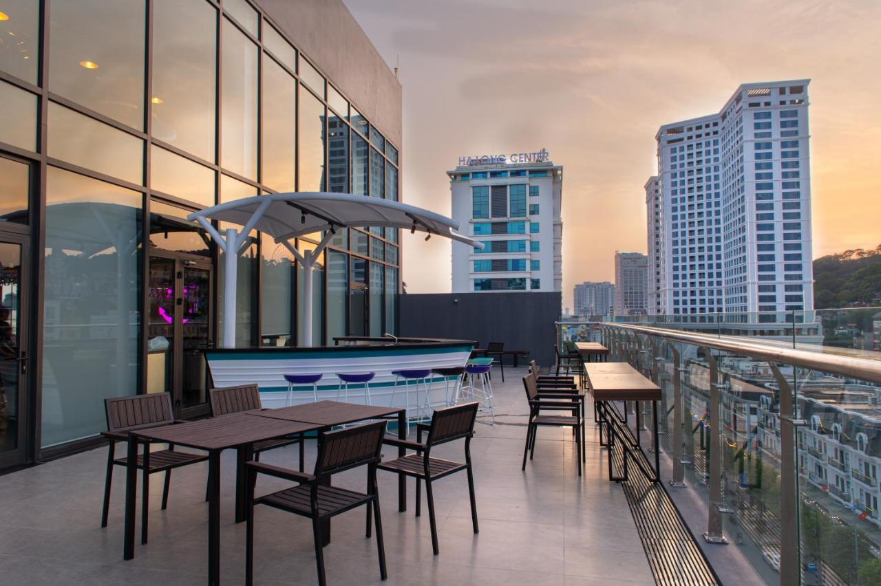 Tru By Hilton Ha Long Hon Gai Centre Hotel Екстериор снимка