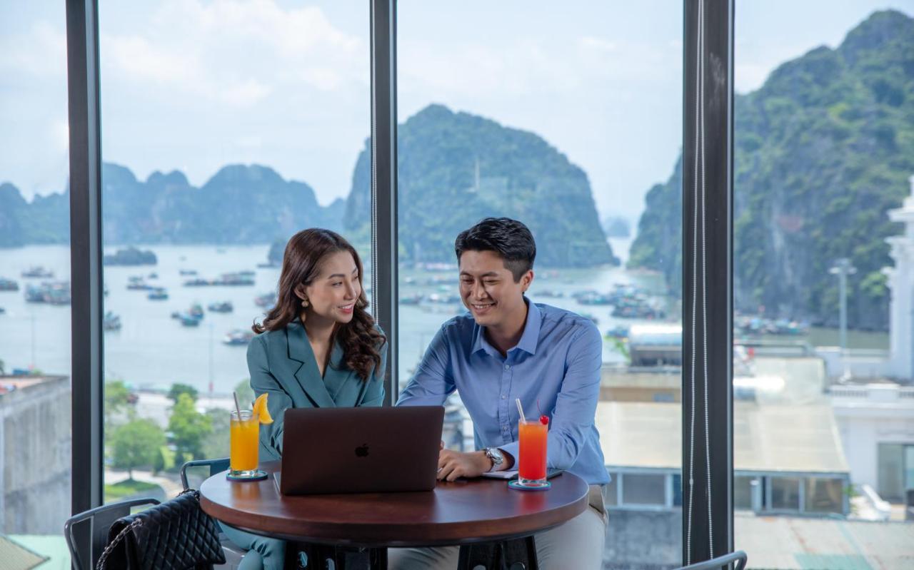 Tru By Hilton Ha Long Hon Gai Centre Hotel Екстериор снимка