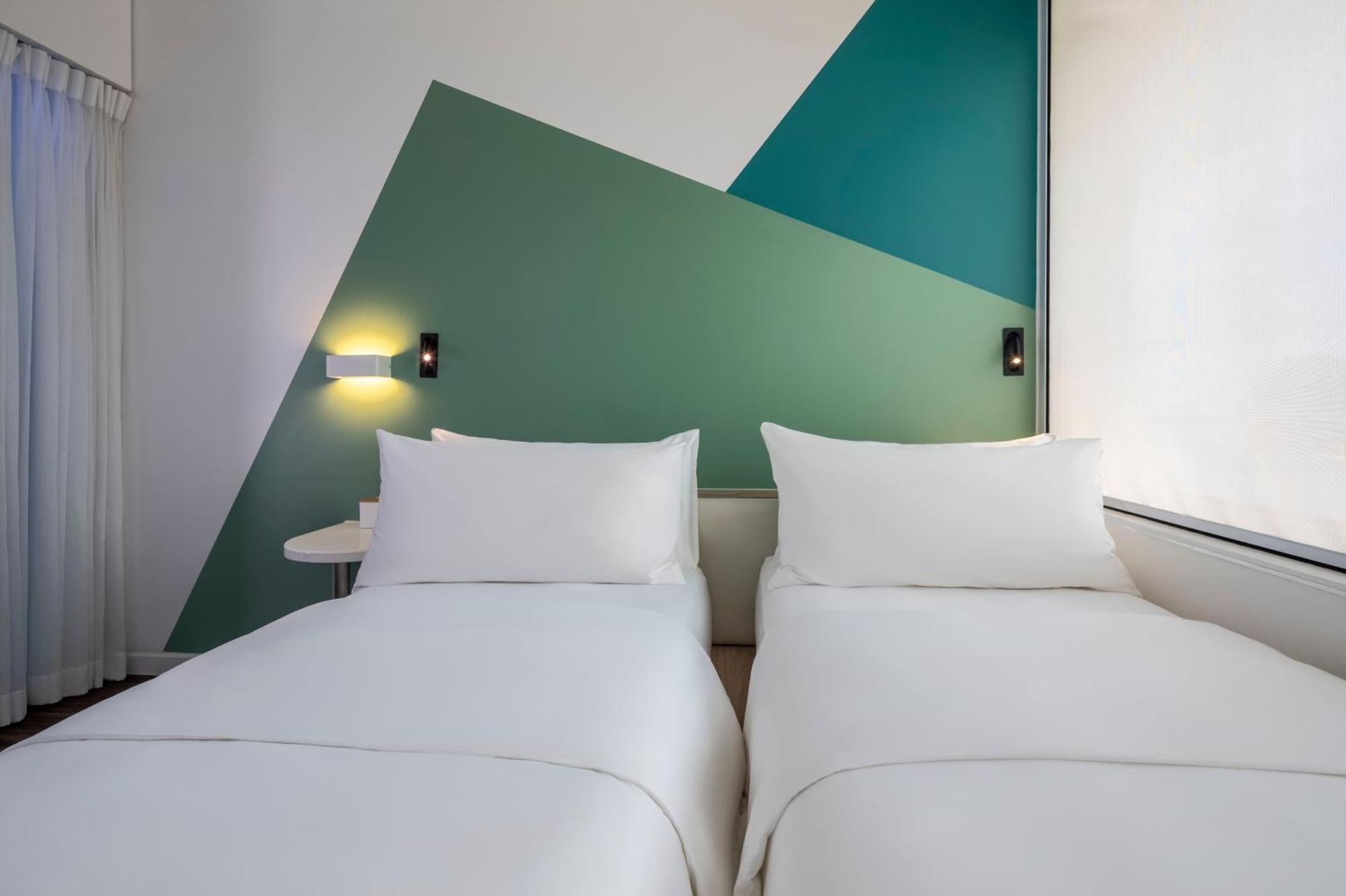 Tru By Hilton Ha Long Hon Gai Centre Hotel Екстериор снимка