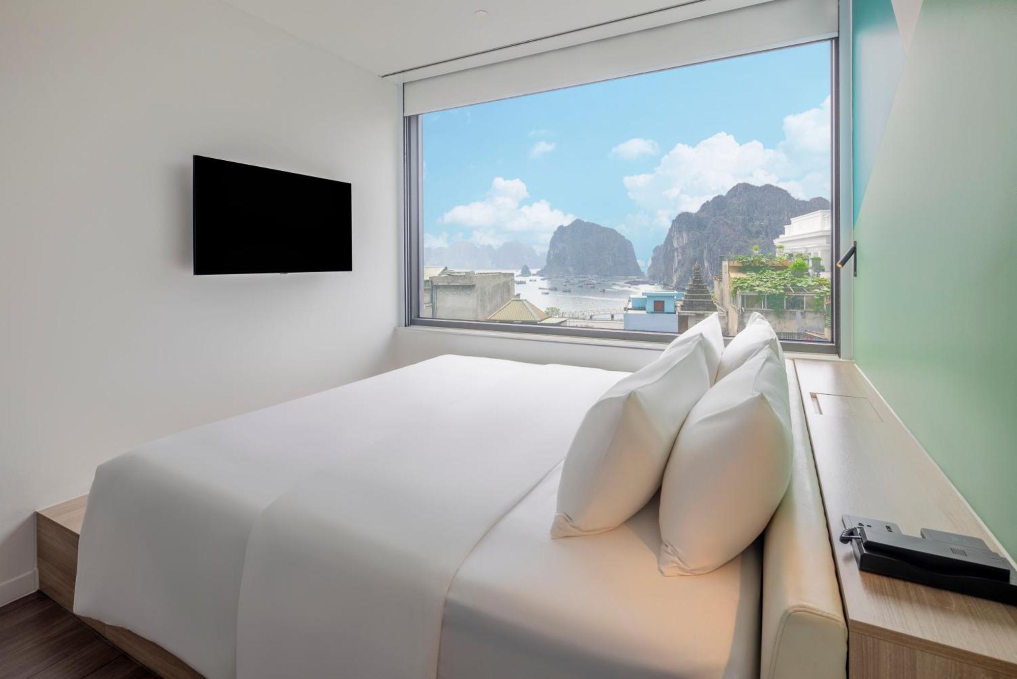 Tru By Hilton Ha Long Hon Gai Centre Hotel Екстериор снимка