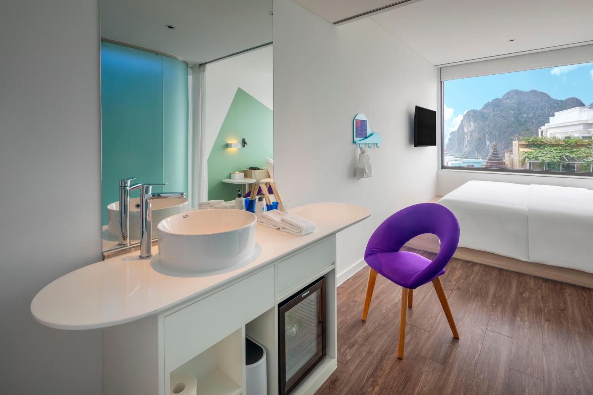 Tru By Hilton Ha Long Hon Gai Centre Hotel Екстериор снимка